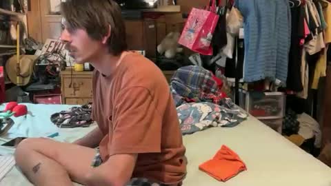 Snapshot of 69j0hndo chatting on October 2025 09:19:01 AM FUCKR online show from October 2025 09:19:01 AM