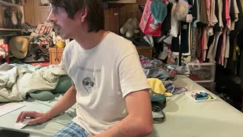 Snapshot of 69j0hndo chatting on October 2025 08:29:02 AM FUCKR online show from October 2025 08:29:02 AM