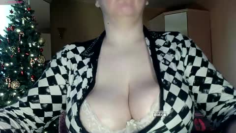 6_dream_9 online show from April 2026 05:56:01 AM