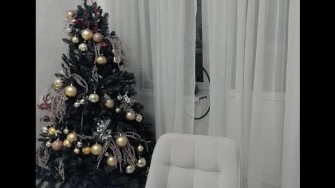 Snapshot of 6atlanta9 chatting on December 2025 11:02:01 PM Adriana online show from December 2025 11:02:01 PM