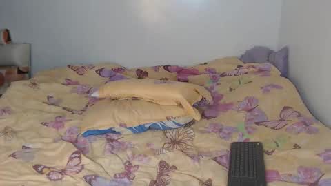 Snapshot of 7sunflower7 chatting on January 2026 01:22:01 AM SunFlower online show from January 2026 01:22:01 AM