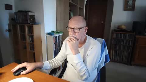  Papi  online show from April 2026 09:10:01 AM