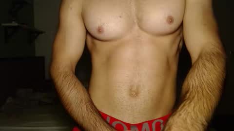 Snapshot of 8000zuerich chatting on October 2025 08:06:02 PM Nicolas online show from October 2025 08:06:02 PM