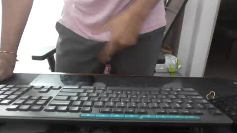 MROSE7080 online show from May 2026 06:03:01 PM