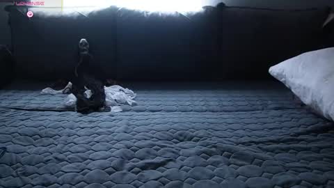 Snapshot of 888_666 chatting on November 2025 02:02:02 AM Monicano face online show from November 2025 02:02:02 AM