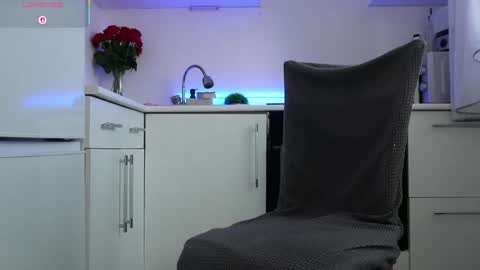 Monicano face online show from June 2026 04:02:01 AM