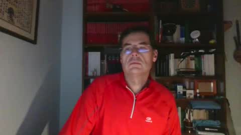 8age online show from November 2025 10:15:02 PM