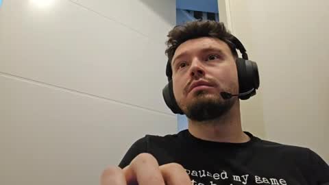 8inchdude93 online show from May 2026 08:34:01 AM