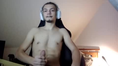 Alex online show from December 2024 07:40:02 PM