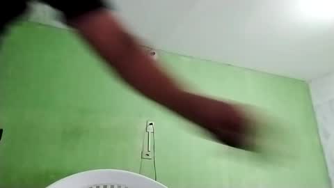 Snapshot of 9vinhocamshow chatting on January 2025 08:35:01 PM 9vinhocamshow online show from January 2025 08:35:01 PM