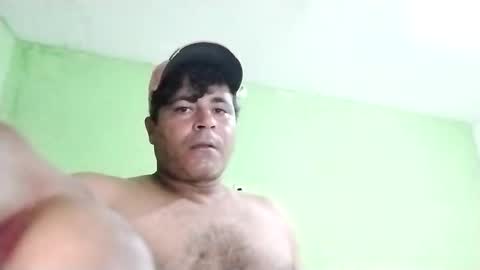 Snapshot of 9vinhocamshow chatting on January 2025 01:31:02 AM 9vinhocamshow online show from January 2025 01:31:02 AM