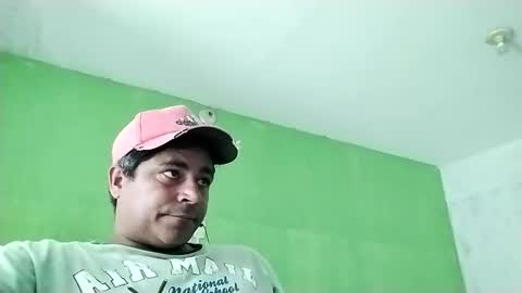 Snapshot of 9vinhocamshow chatting on January 2025 11:25:01 AM 9vinhocamshow online show from January 2025 11:25:01 AM