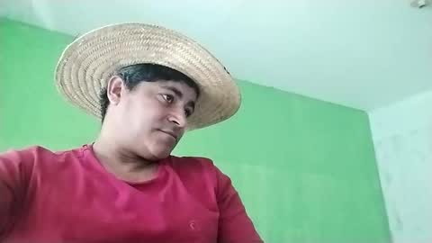 Snapshot of 9vinhocamshow chatting on January 2025 11:00:02 AM 9vinhocamshow online show from January 2025 11:00:02 AM