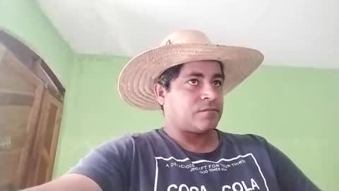 Snapshot of 9vinhocamshow chatting on January 2025 11:20:02 AM 9vinhocamshow online show from January 2025 11:20:02 AM