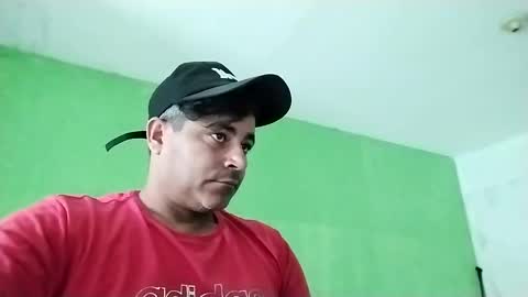 Snapshot of 9vinhocamshow chatting on February 2025 11:54:01 AM 9vinhocamshow online show from February 2025 11:54:01 AM