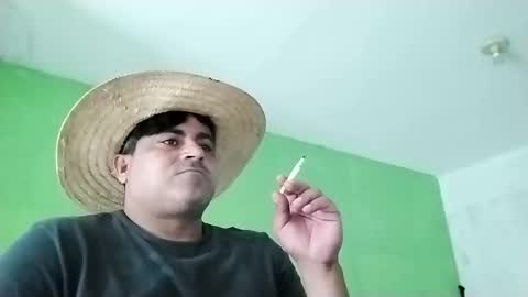 Snapshot of 9vinhocamshow chatting on February 2025 11:28:02 AM 9vinhocamshow online show from February 2025 11:28:02 AM