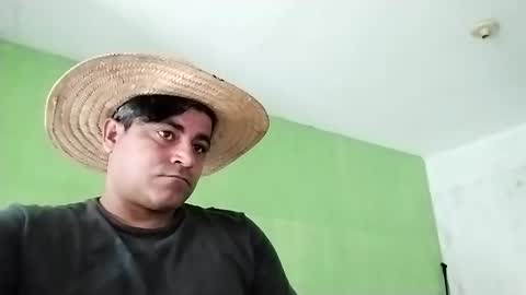 Snapshot of 9vinhocamshow chatting on February 2025 11:31:02 AM 9vinhocamshow online show from February 2025 11:31:02 AM