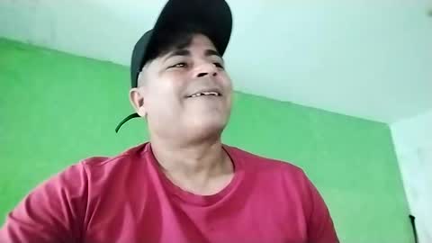 Snapshot of 9vinhocamshow chatting on February 2025 06:20:01 PM 9vinhocamshow online show from February 2025 06:20:01 PM