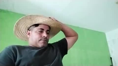 Snapshot of 9vinhocamshow chatting on February 2025 11:25:01 AM 9vinhocamshow online show from February 2025 11:25:01 AM