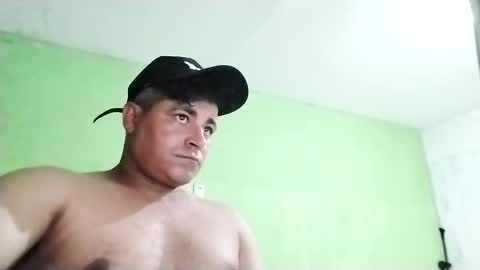 Snapshot of 9vinhocamshow chatting on March 2025 10:38:01 PM 9vinhocamshow online show from March 2025 10:38:01 PM