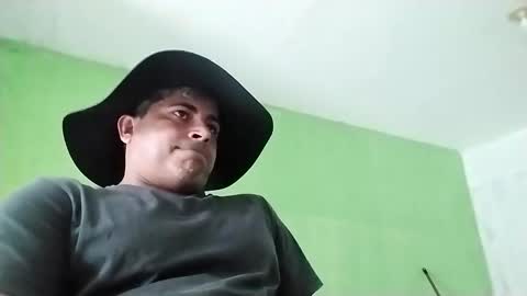 Snapshot of 9vinhocamshow chatting on September 2025 11:33:02 AM 9vinhocamshow online show from September 2025 11:33:02 AM