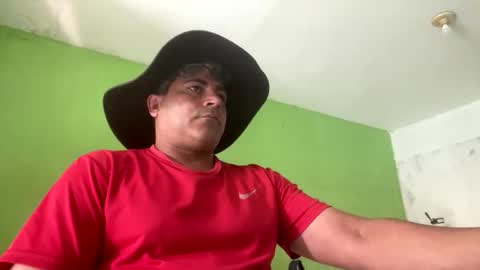 Snapshot of 9vinhocamshow chatting on September 2025 11:25:01 AM 9vinhocamshow online show from September 2025 11:25:01 AM