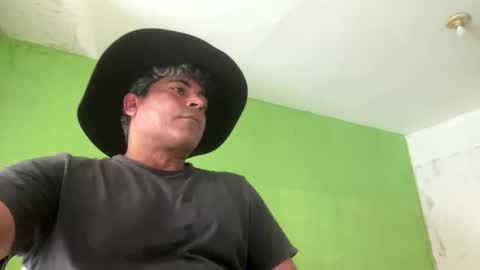 Snapshot of 9vinhocamshow chatting on October 2025 10:55:01 AM 9vinhocamshow online show from October 2025 10:55:01 AM