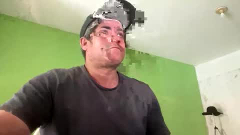 Snapshot of 9vinhocamshow chatting on October 2025 11:03:01 AM 9vinhocamshow online show from October 2025 11:03:01 AM