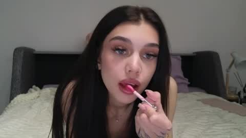 Snapshot of 9west chatting on May 2026 11:49:02 AM KARINA online show from May 2026 11:49:02 AM