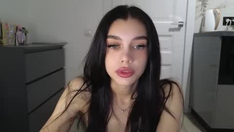 Snapshot of 9west chatting on July 2026 06:49:02 AM KARINA online show from July 2026 06:49:02 AM