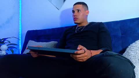 Snapshot of _0324 chatting on September 2025 08:16:02 AM rick online show from September 2025 08:16:02 AM