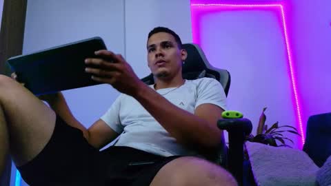 Snapshot of _0324 chatting on February 2026 06:29:02 AM rick online show from February 2026 06:29:02 AM