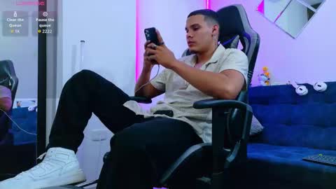 Snapshot of _0324 chatting on February 2026 04:57:02 AM rick online show from February 2026 04:57:02 AM