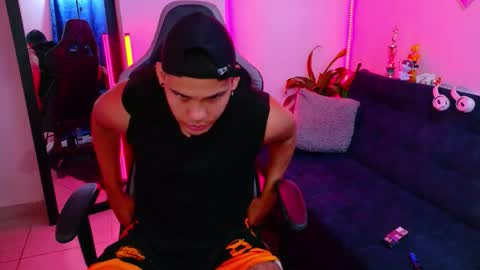 Snapshot of _0324 chatting on February 2026 08:23:02 AM rick online show from February 2026 08:23:02 AM