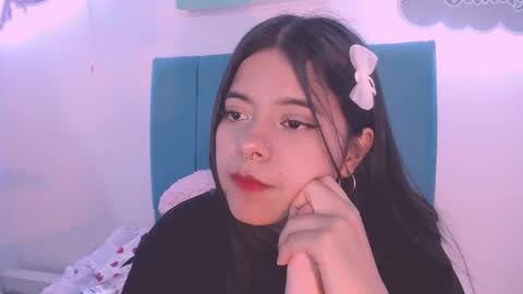 Snapshot of _18alice chatting on December 2024 05:53:02 AM Alice online show from December 2024 05:53:02 AM