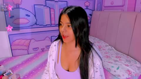 Snapshot of _18alice chatting on December 2024 02:41:01 AM Alice online show from December 2024 02:41:01 AM