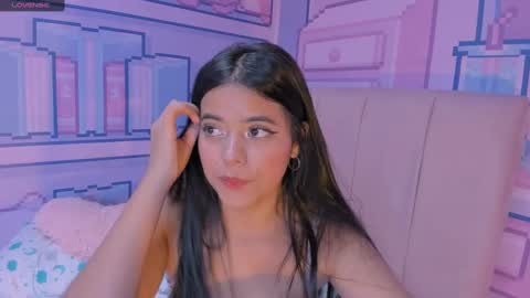 Snapshot of _18alice chatting on March 2025 04:47:01 AM Alice online show from March 2025 04:47:01 AM