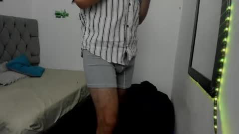 DERECK online show from April 2026 09:03:02 AM