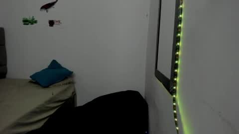 DERECK online show from April 2026 09:15:01 AM