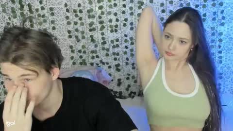 Snapshot of _52_ chatting on March 2025 03:24:01 AM EMILY AND MARCUS online show from March 2025 03:24:01 AM