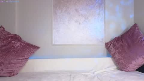 Willow online show from January 2025 05:55:01 AM