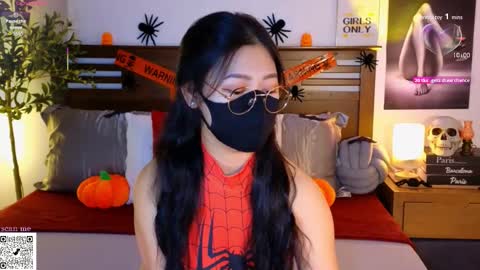 Snapshot of _aaliyah chatting on October 2025 03:54:02 AM ally online show from October 2025 03:54:02 AM