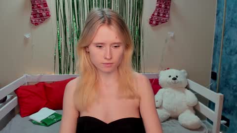 Snapshot of _adel_brooks_ chatting on December 2024 06:37:02 PM adel online show from December 2024 06:37:02 PM