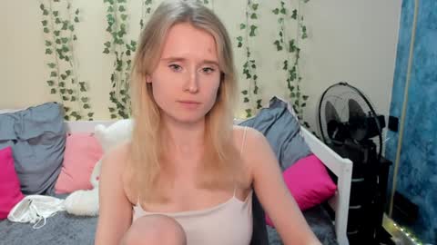 Snapshot of _adel_brooks_ chatting on January 2025 09:37:01 PM adel online show from January 2025 09:37:01 PM