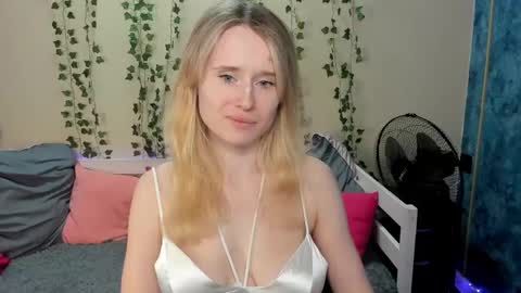 Snapshot of _adel_brooks_ chatting on February 2025 06:35:01 PM adel online show from February 2025 06:35:01 PM