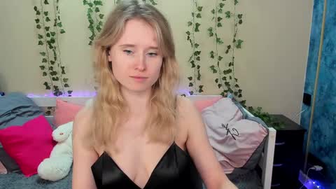 Snapshot of _adel_brooks_ chatting on March 2025 09:32:02 PM adel online show from March 2025 09:32:02 PM