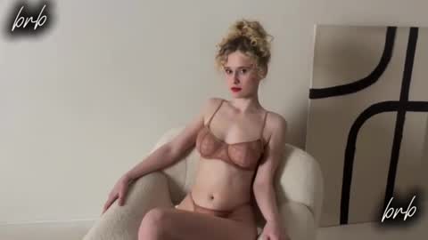 Snapshot of _adel_brooks_ chatting on October 2025 06:07:01 PM adel online show from October 2025 06:07:01 PM