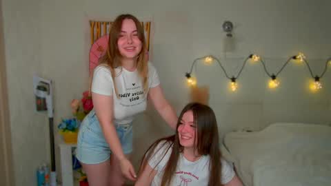 Snapshot of _aein_emy_ chatting on December 2024 01:47:02 AM Emy online show from December 2024 01:47:02 AM