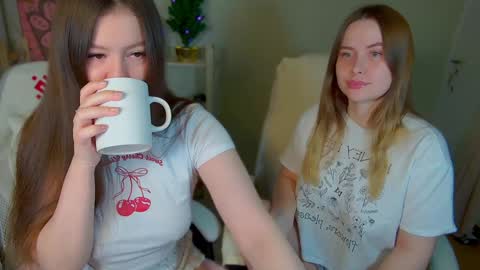 Snapshot of _aein_emy_ chatting on January 2025 01:37:02 AM Emy online show from January 2025 01:37:02 AM