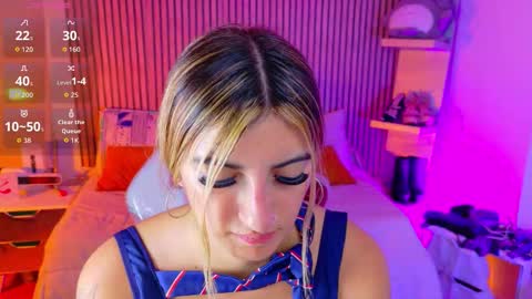 aitana online show from February 2026 07:30:02 PM